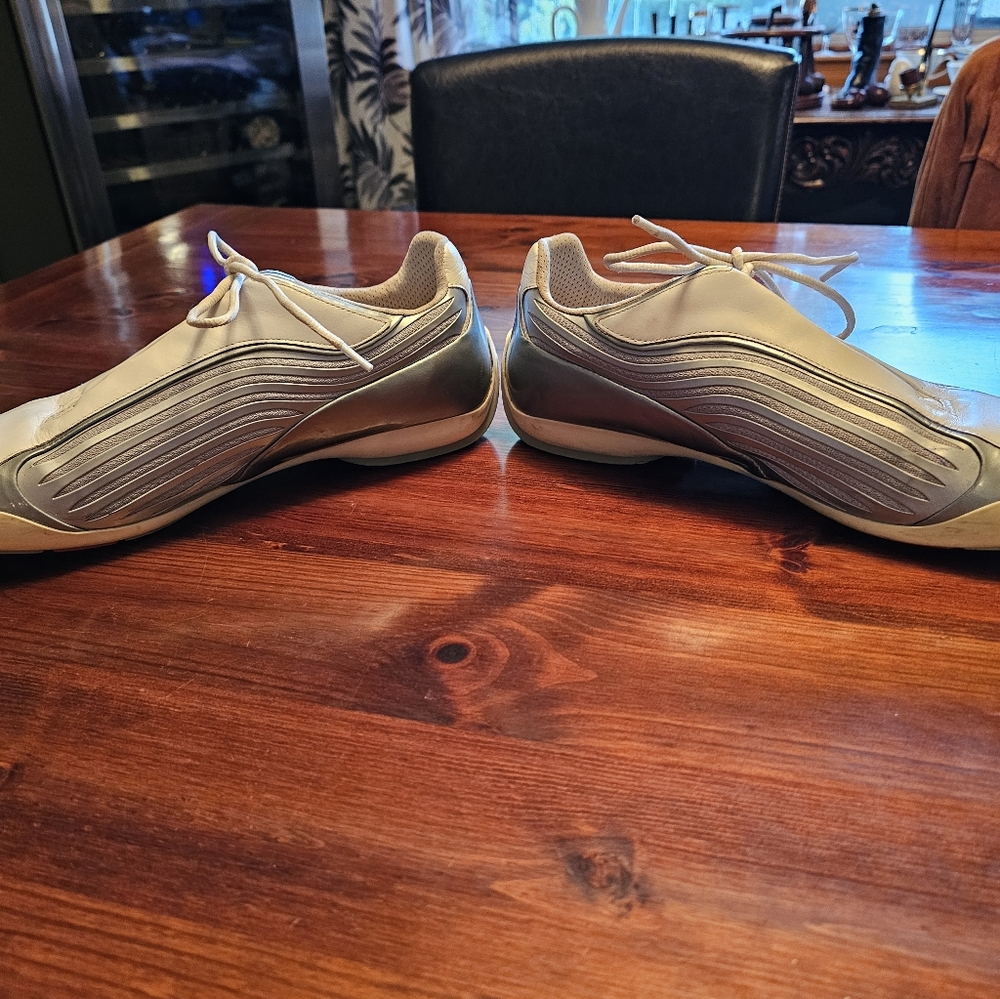 McLaren Sport Men's White and Gray Shoes. Size 11.5 - Picture 3 of 5